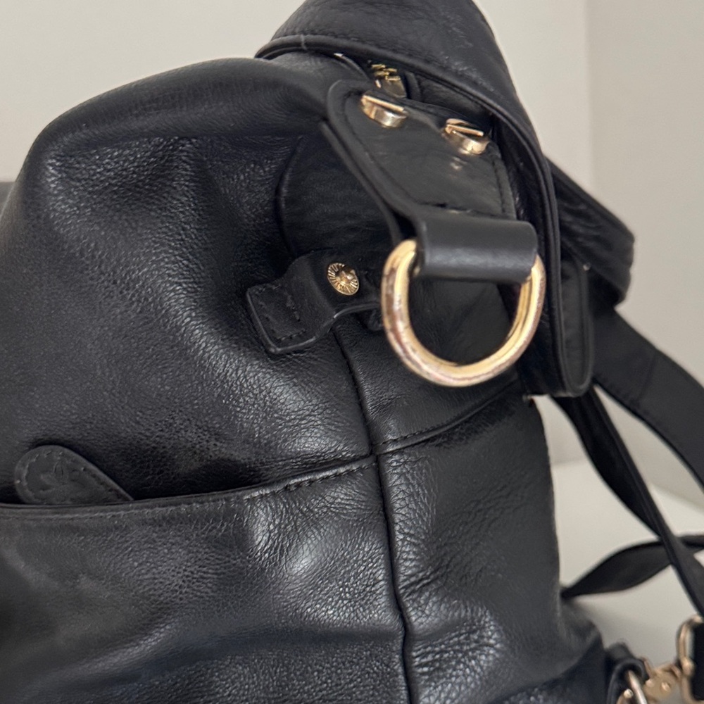 Lily Jade  Shaylee Classic Black Leather diaper bag - Picture 5 of 14